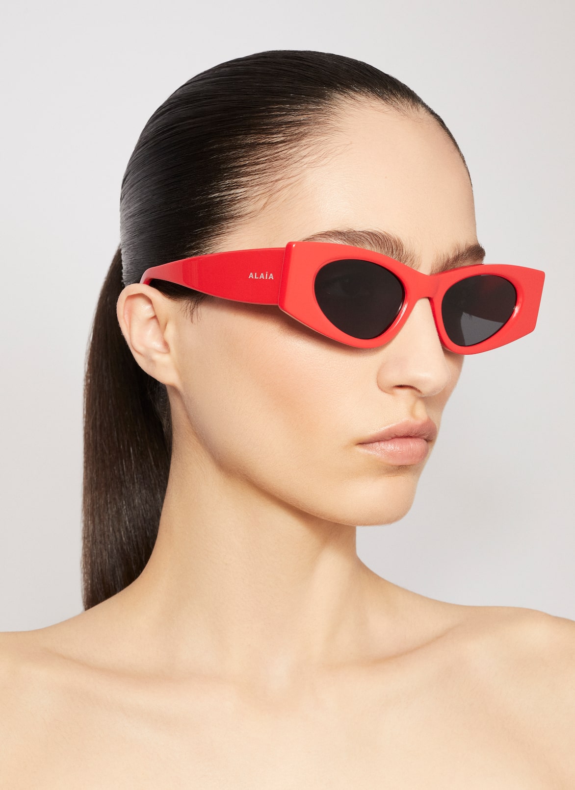 CAT EYE SUNGLASSES ALAÏA RED CAT EYE SUNGLASSES